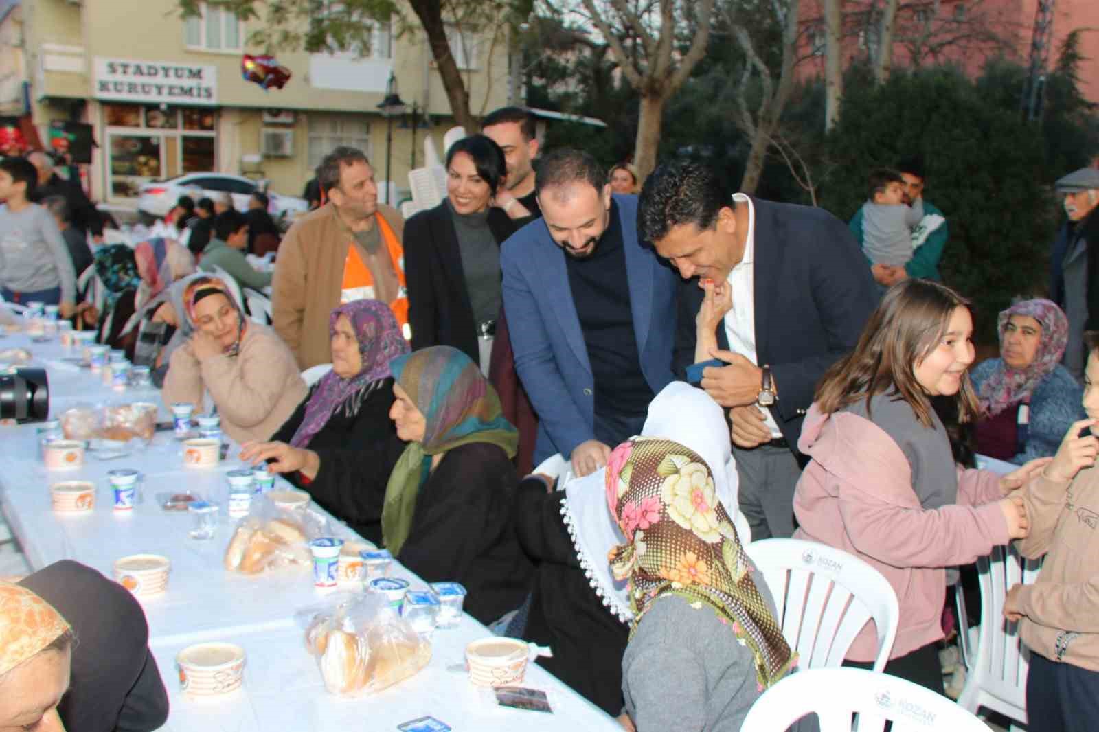 Şehit aileleri ve gaziler, iftarda bir araya geldi
