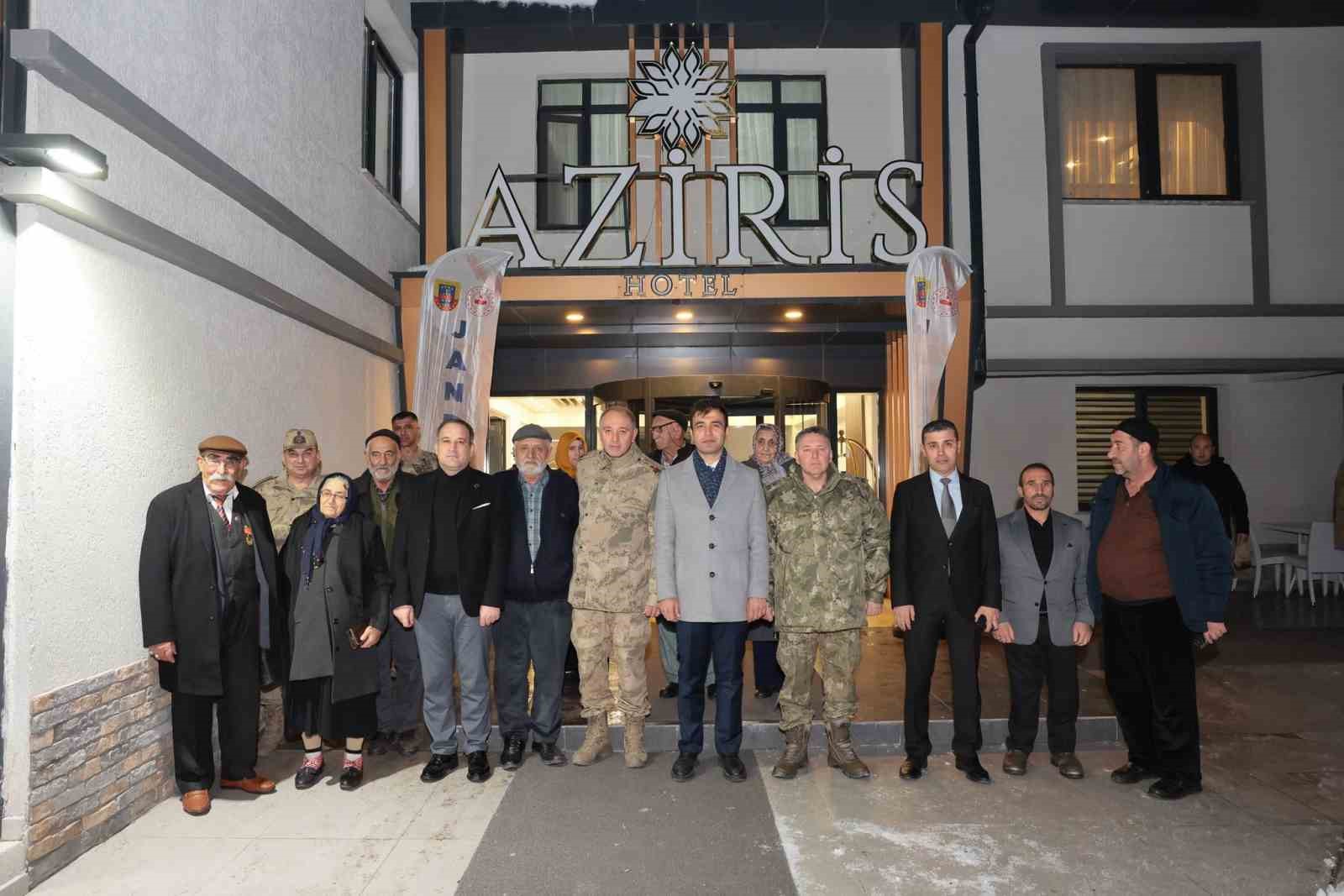 Şehit aileleri ve gaziler onuruna iftar programı düzenlendi
