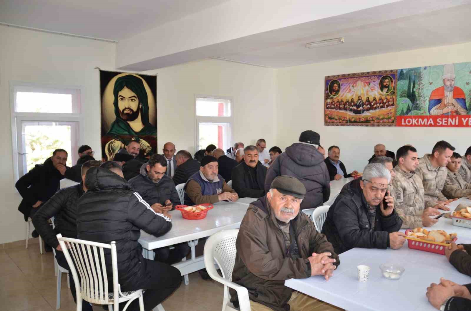 Şehit asker Erseçen için Tercan’da Mevlid-i Şerif okutuldu
