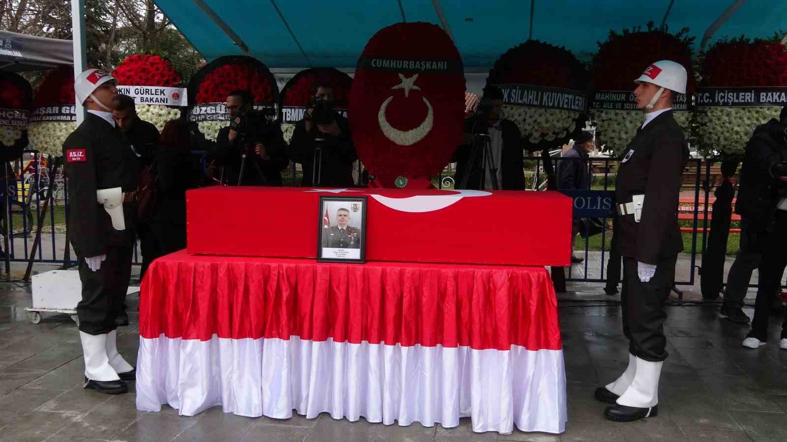 Şehit Binbaşı Sinan Taştekin memleketi Isparta’da ebediyete uğurlandı
