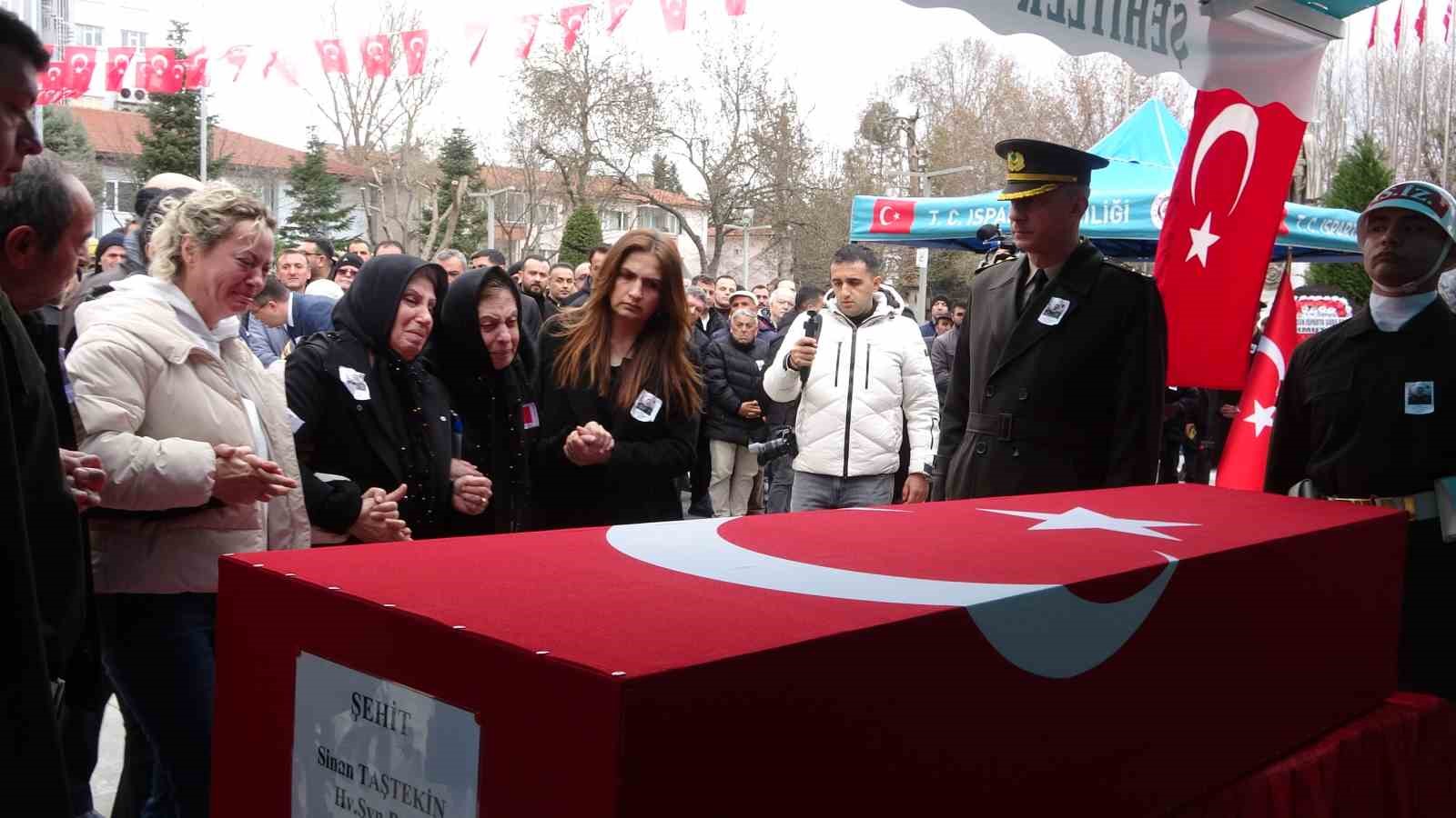 Şehit Binbaşı Sinan Taştekin memleketi Isparta’da ebediyete uğurlandı
