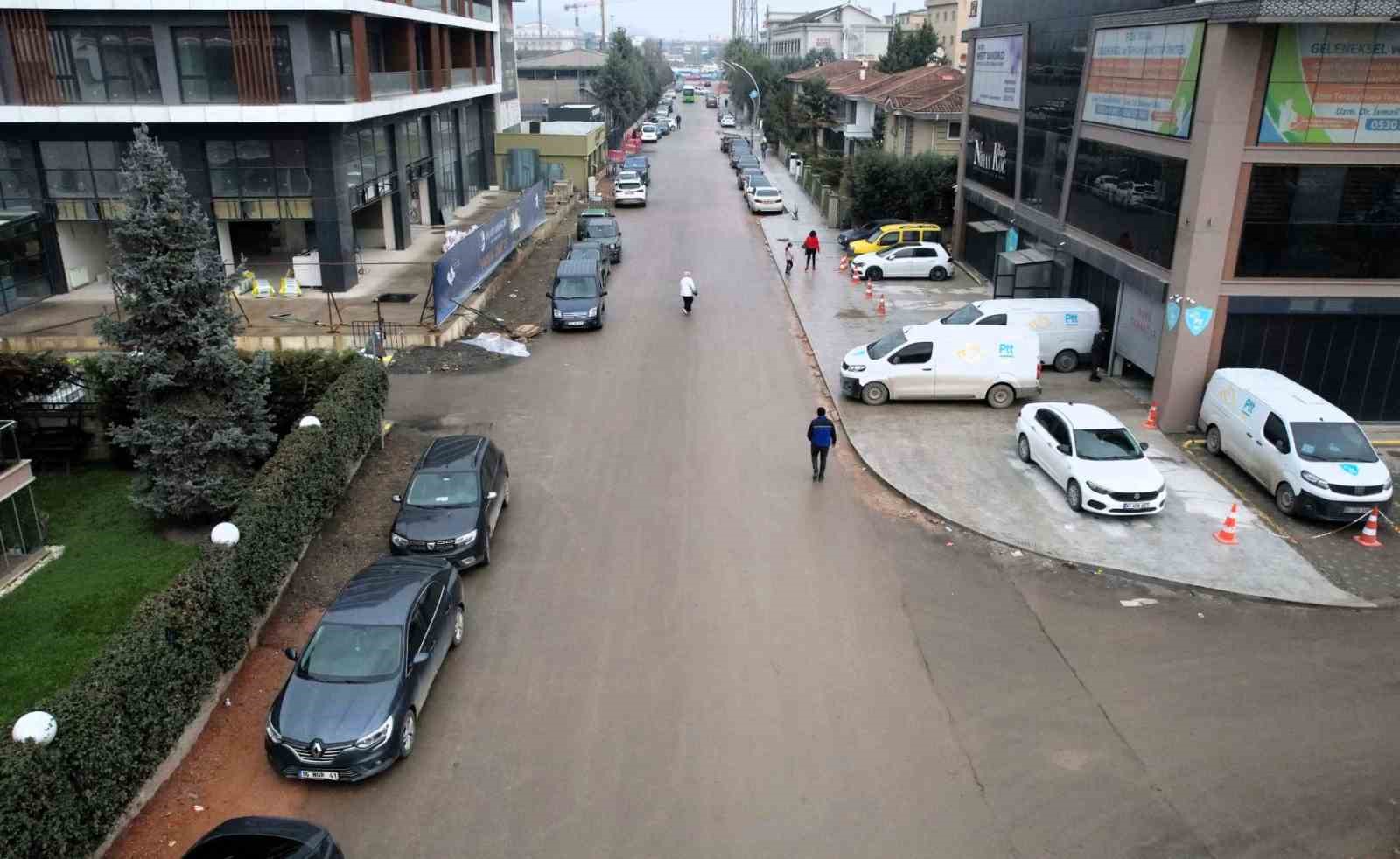 Şehit Ergün Köncü Caddesi modern ve güvenli hale geliyor
Şehit Ergün Köncü Caddesi modern ve güvenli hale geliyor