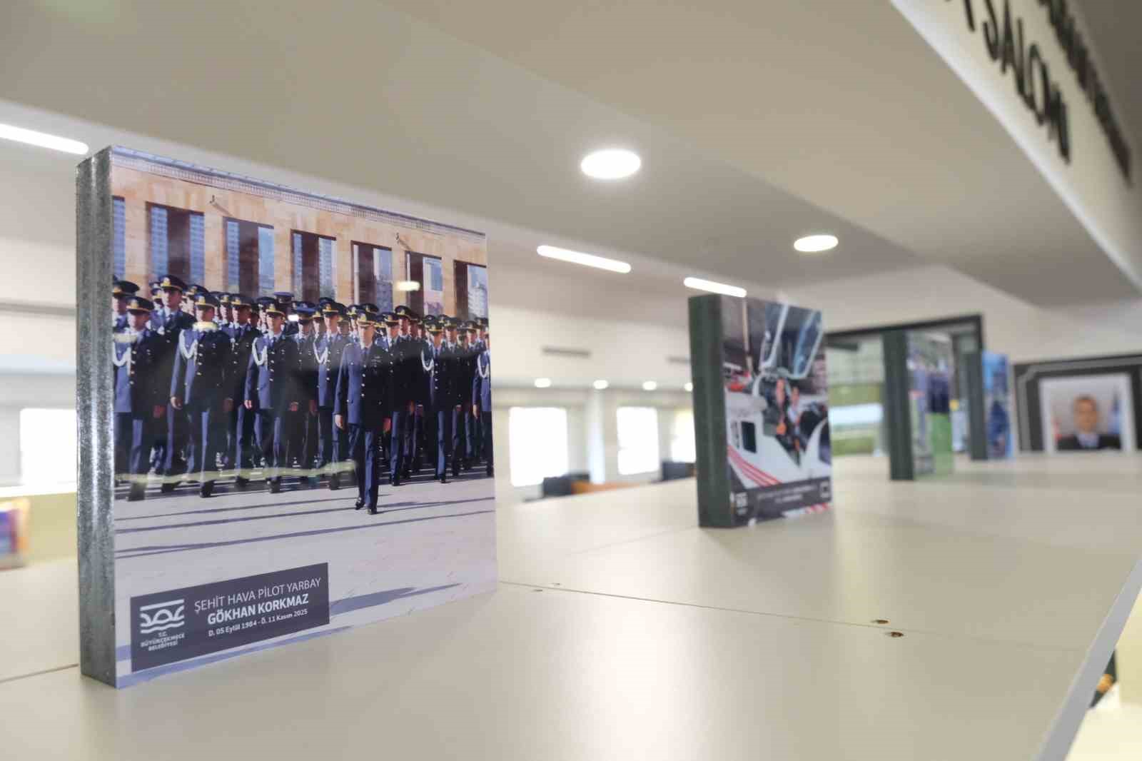Şehit Hava Pilot Yarbay Gökhan Korkmaz anısına çalışma salonu açıldı
Şehit Hava Pilot Yarbay Gökhan Korkmaz anısına çalışma salonu açıldı