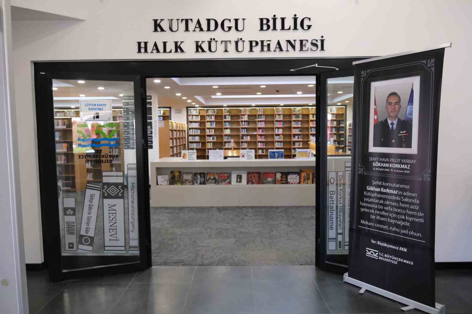 Şehit Hava Pilot Yarbay Gökhan Korkmaz anısına çalışma salonu açıldı
Şehit Hava Pilot Yarbay Gökhan Korkmaz anısına çalışma salonu açıldı