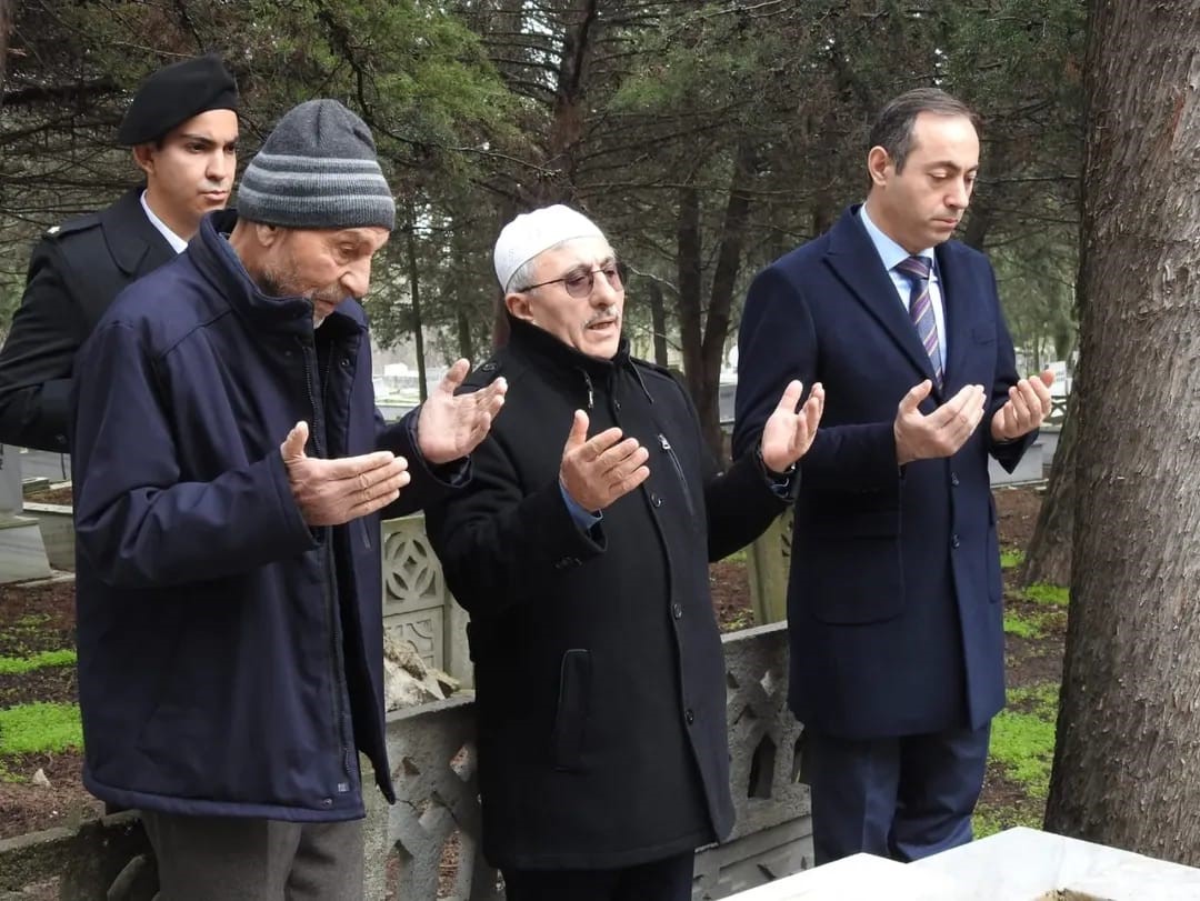 Şehit Jandarma Komando Er Tahsin Eskici kabri başında anıldı
