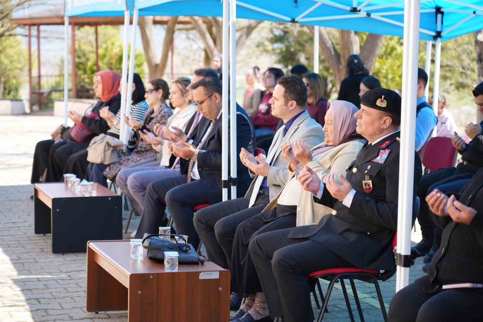 Şehit Jandarma Yarbay Alim Yılmaz, şehadetinin yıl dönümünde dualarla anıldı
