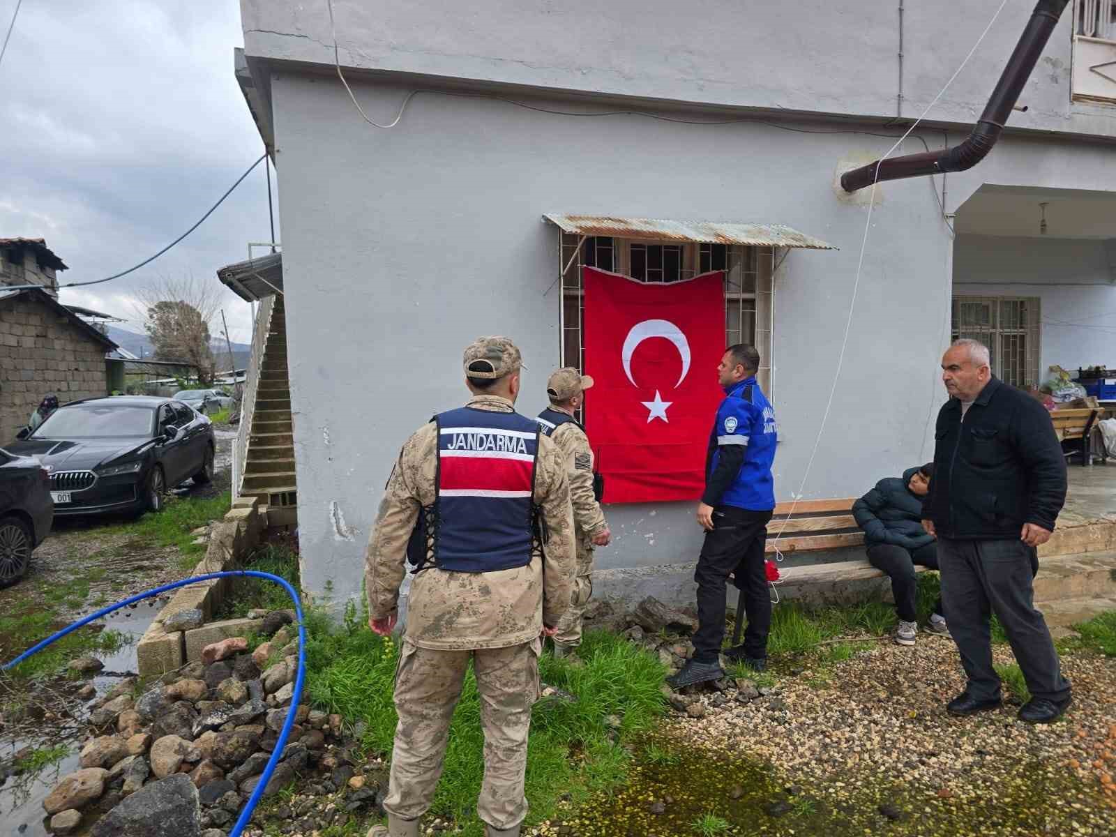 Şehit olan askerin acı haberi ailesine ulaştı
