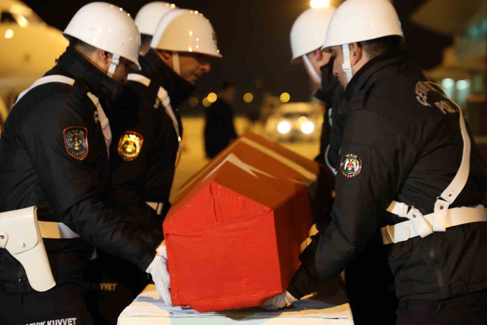 Şehit polis memuru Seçkin Yalçın, memleketi Elazığ’da törenle karşılandı
