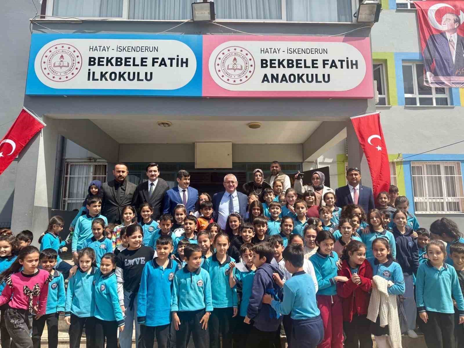 Şehit polisin ismi kütüphanede yaşatılacak
