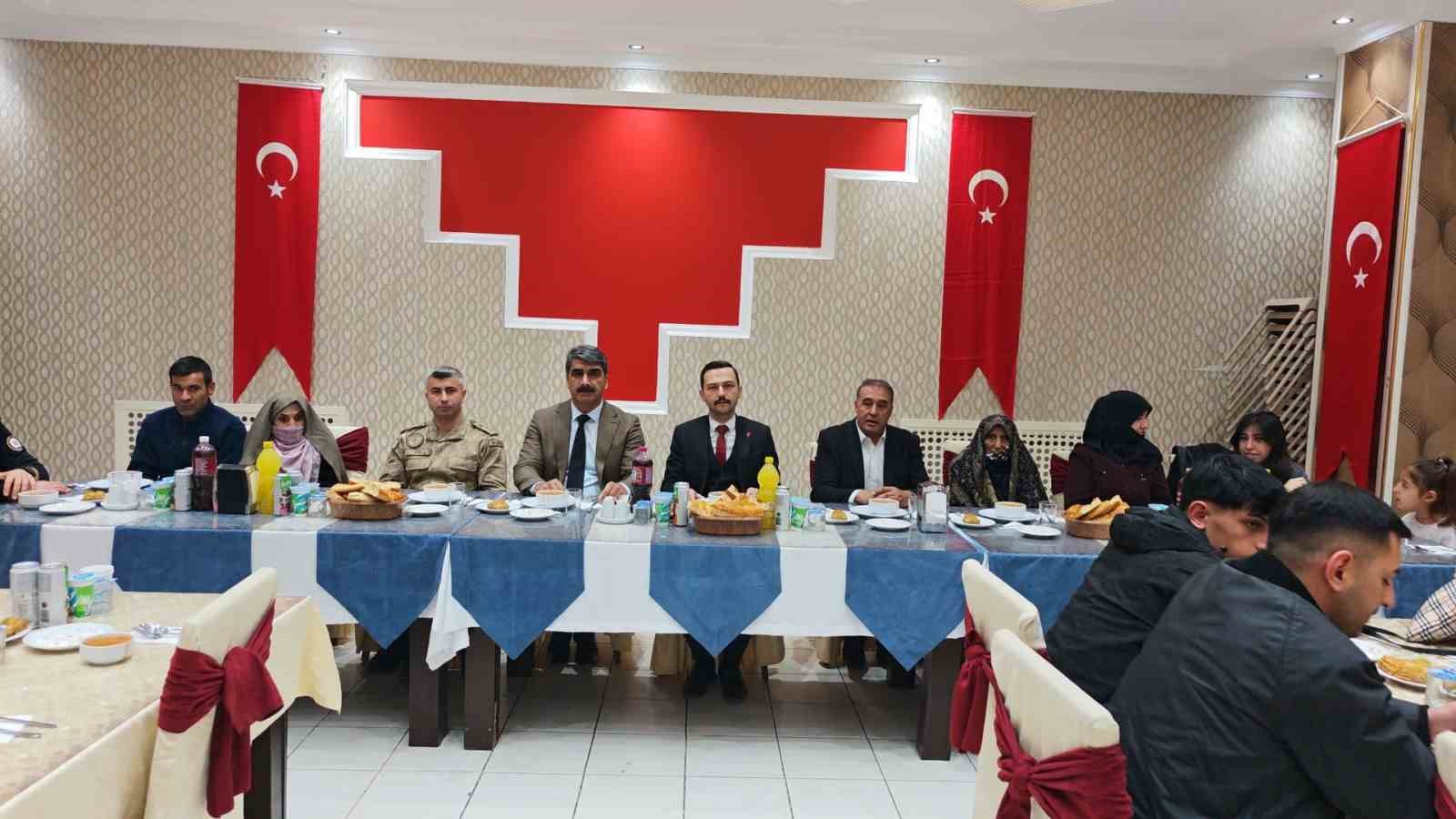 Şehit ve gazi aileleri iftarda buluştu
