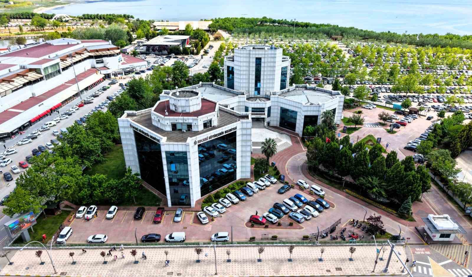 Şehit ve gazi çocuklarına 2 milyon 913 bin TL eğitim desteği
Şehit ve gazi çocuklarına 2 milyon 913 bin TL eğitim desteği