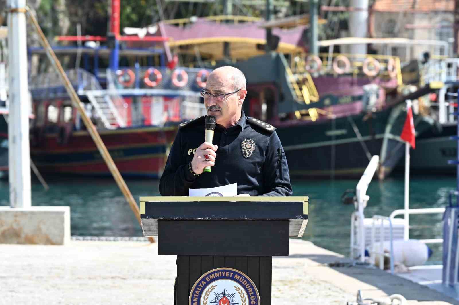 Şehit Veysel Özkayacan’ın adı verilen karakol botu mavi vatanda göreve başladı
