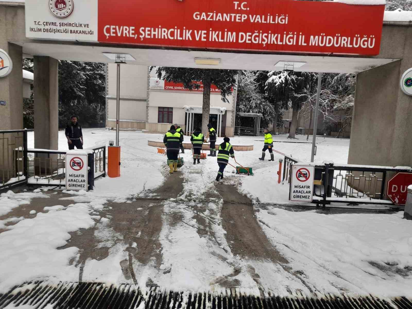 Şehitkamil’de hayat aksamadı
