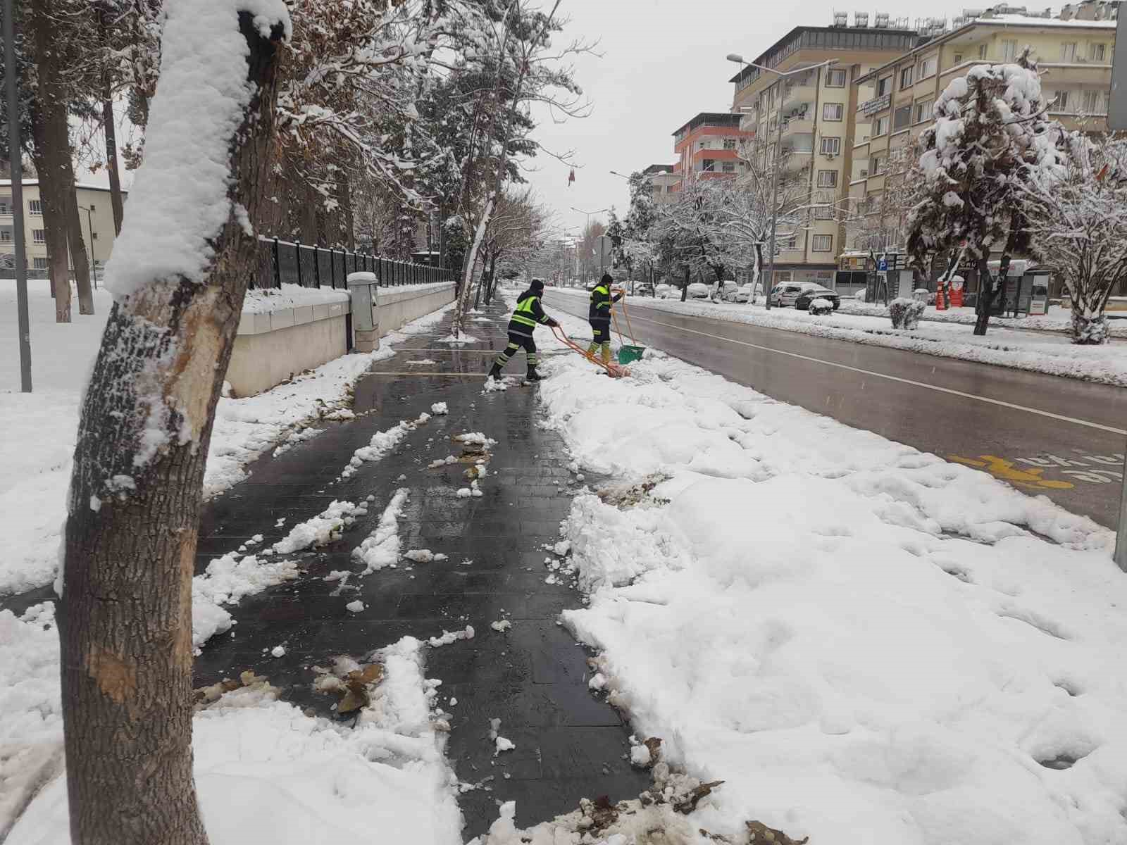 Şehitkamil’de hayat aksamadı
