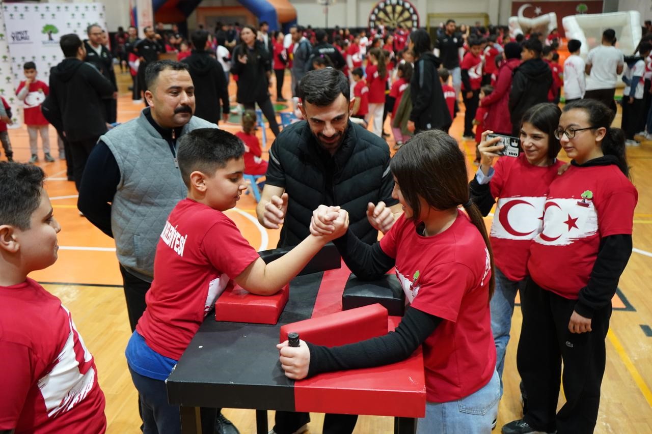 Şehitkamil’de spor dolu buluşma
