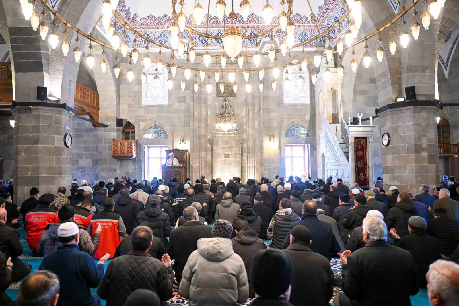 Şehitler için Mevlid-i Şerif okutuldu
