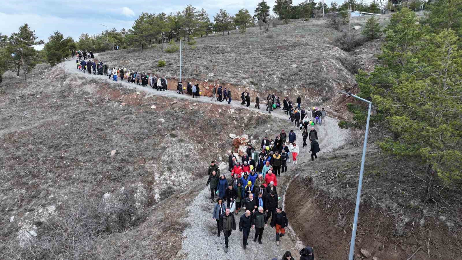 Şehitlerin ismi yürüyüş parkurunda yaşatılacak
