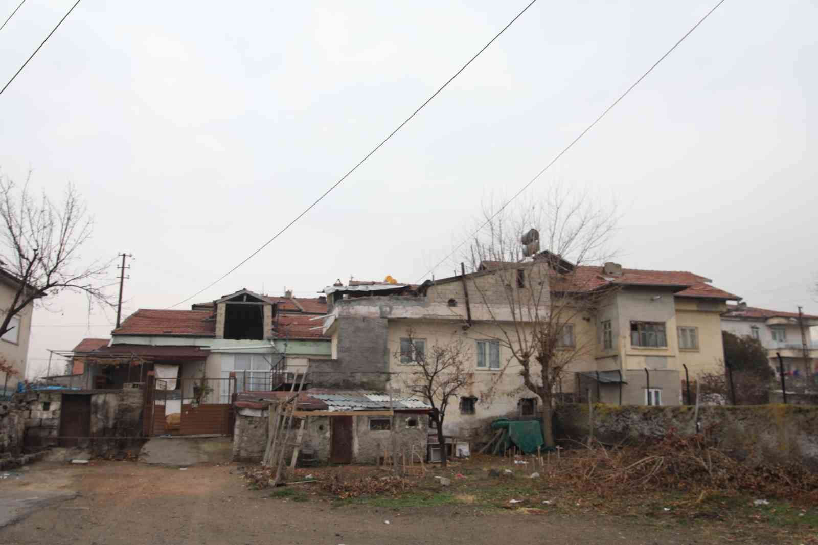 Şehrin kalbi Argıncık’ın tarihî dönüşümünde söz vatandaşın
Şehrin kalbi Argıncık’ın tarihî dönüşümünde söz vatandaşın