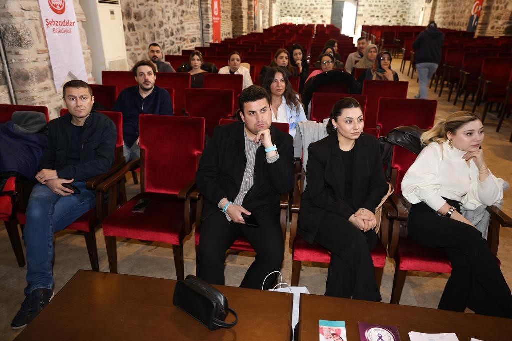 Şehzadeler Belediyesi personeline kanserde erken teşhis uyarısı
