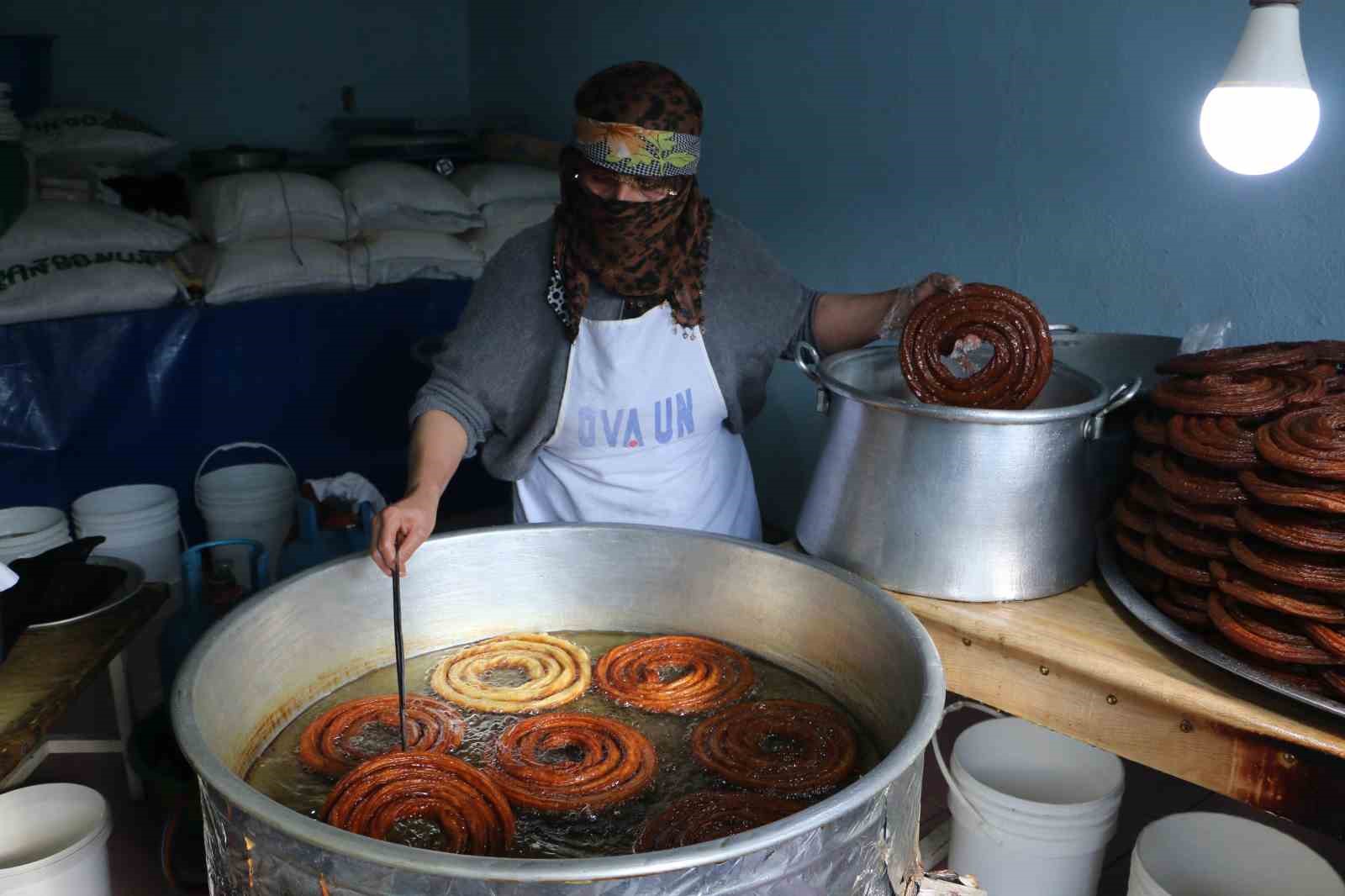 Şeker pancarından üretilen glikozsuz tatlılara yoğun ilgi
