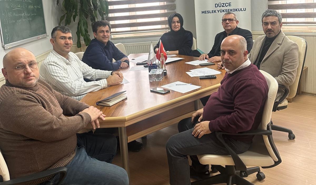 Sektör temsilcileri öğrencilerle bir araya gelecek
