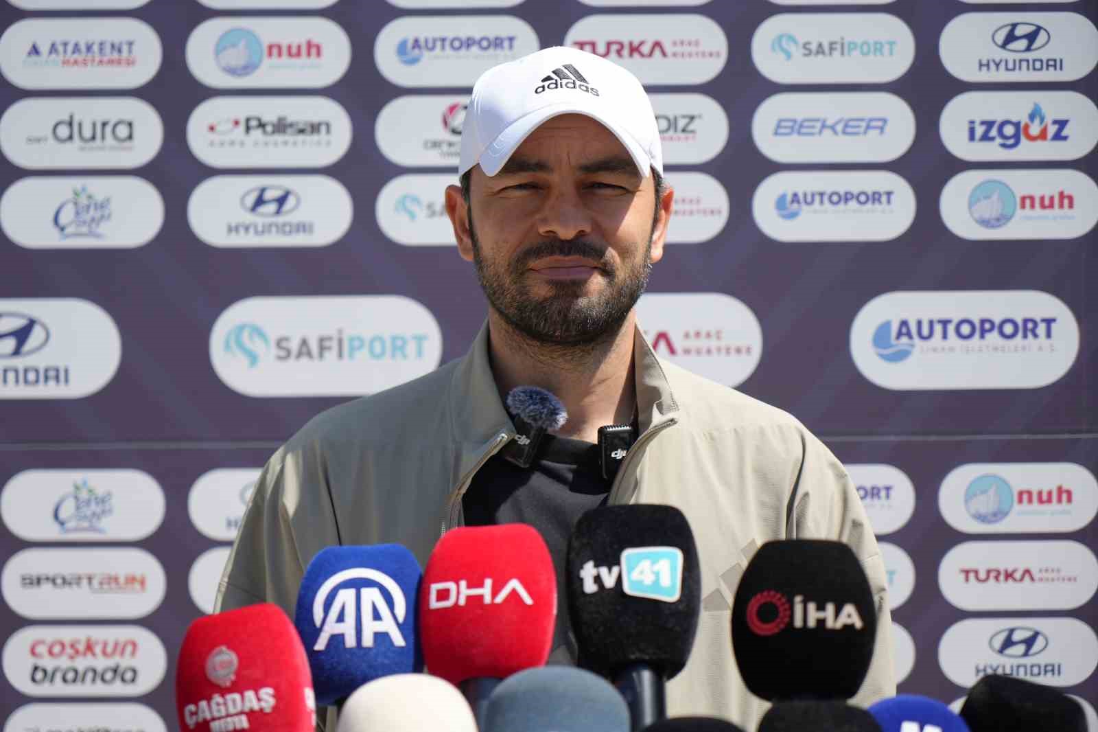 Selçuk İnan: "Kalan maçlarımızı kazanırsak ligi 8. ya da 7. bitirme ihtimalimiz var"
