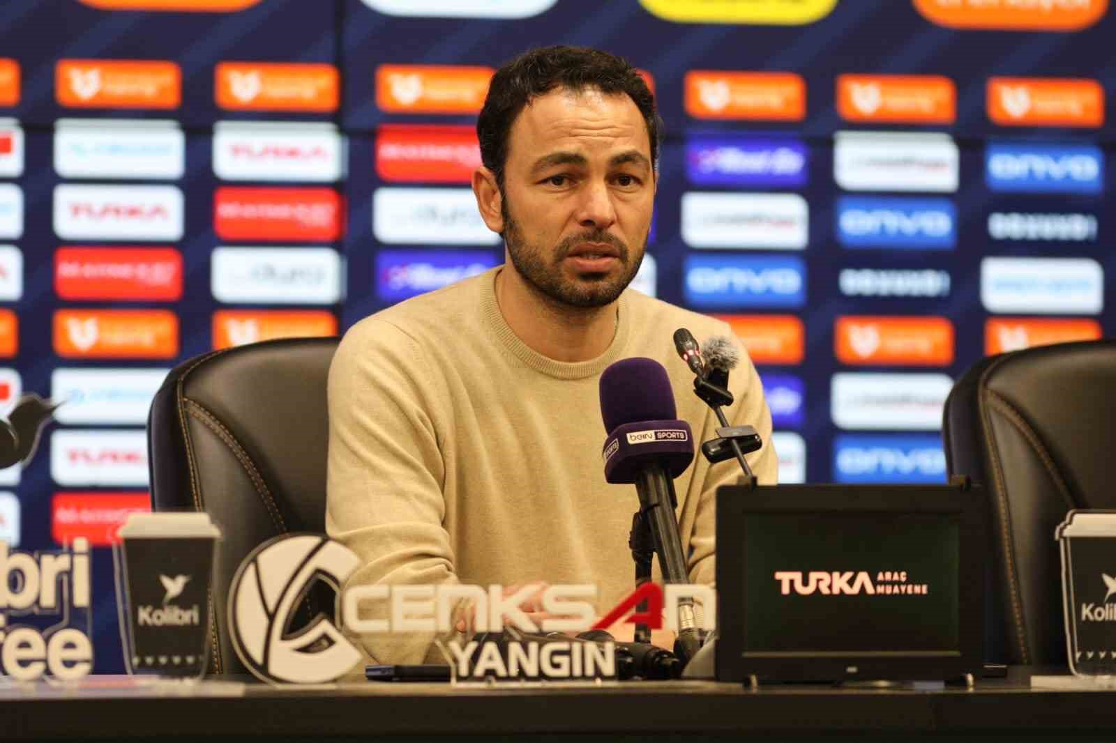 Selçuk İnan: "Kornerden basit gol yiyerek kaybetmek üzücü"
