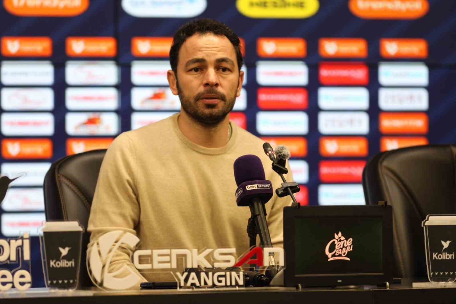 Selçuk İnan: "Kornerden basit gol yiyerek kaybetmek üzücü"
