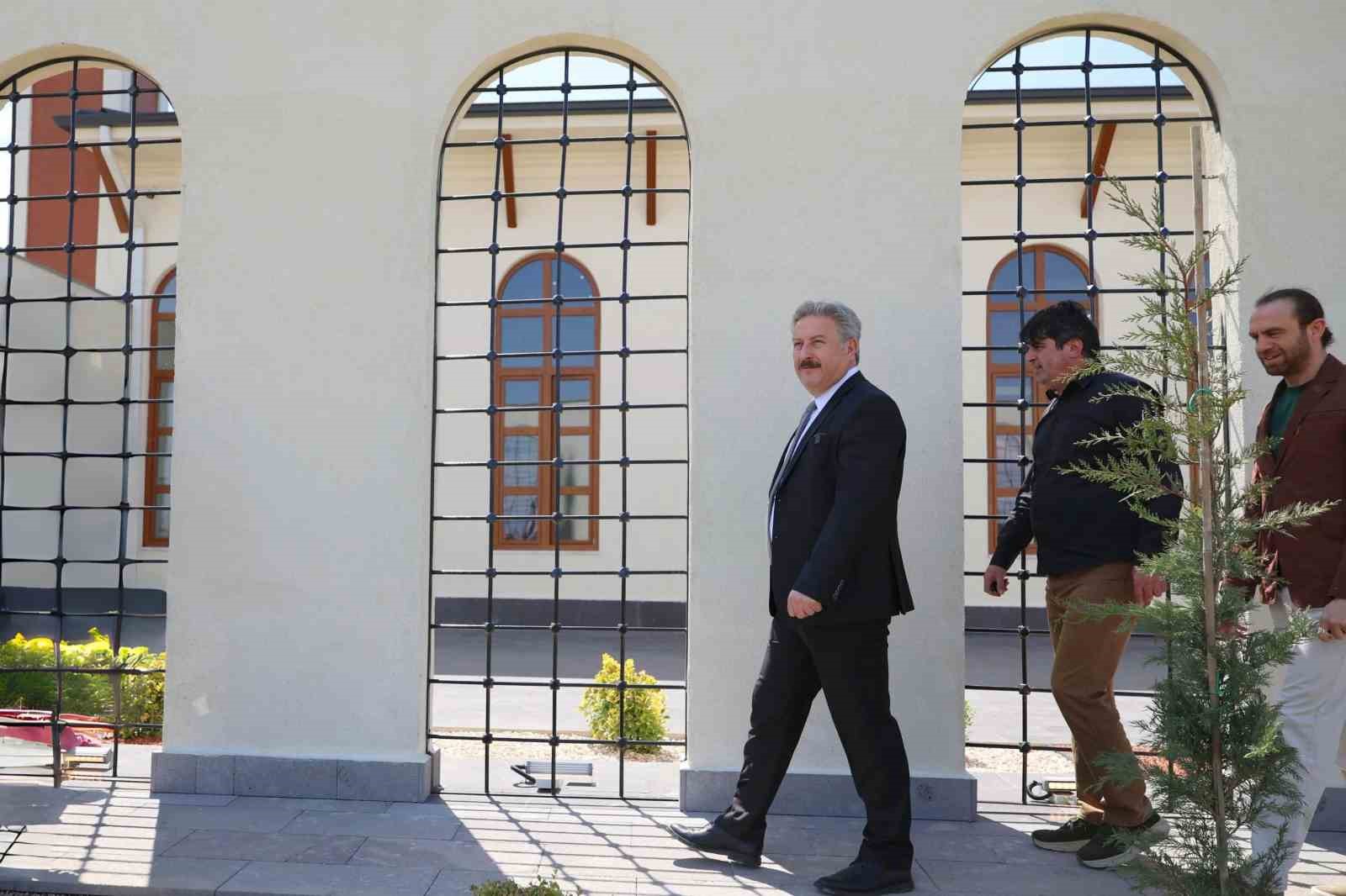 Selçuklu mahallesinin butik Hayrat Cami’si tamamlandı
