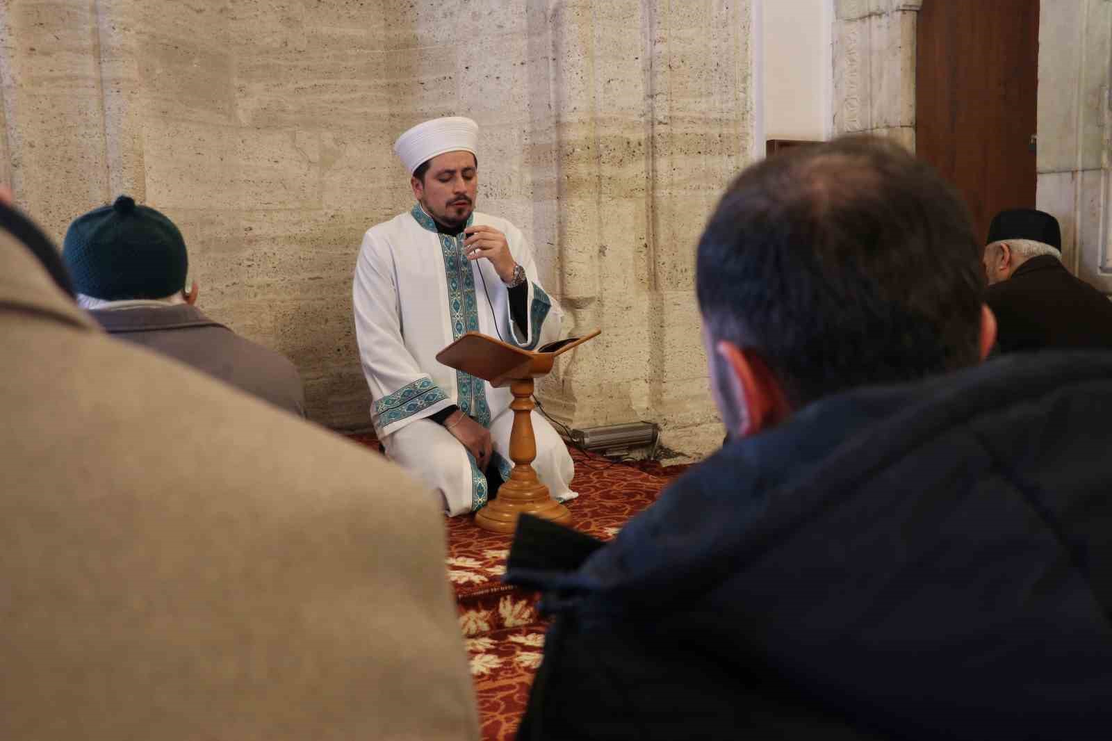 Selçuklu Sultanı mezarı başında anıldı
