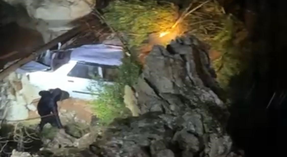 Sele kapılan şahıs için arama kurtarma çalışmaları sürüyor
