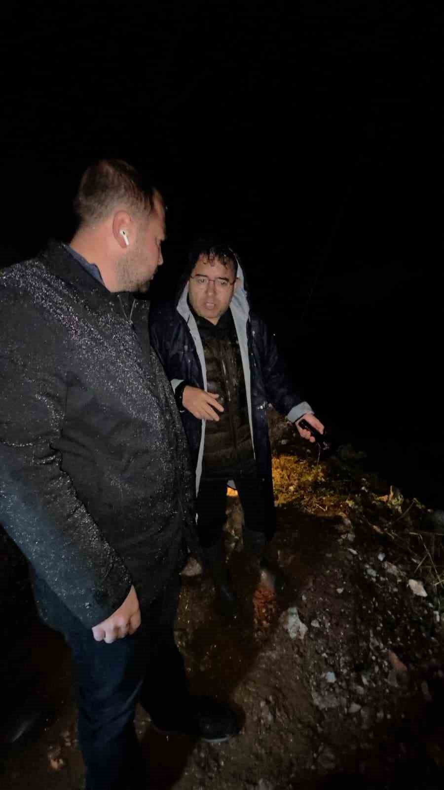 Sele kapılan şahıs için arama kurtarma çalışmaları sürüyor
