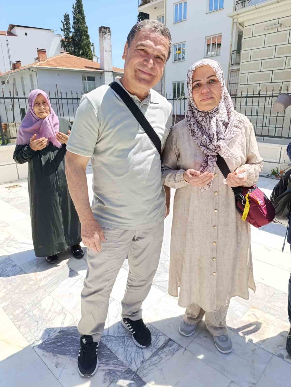 Selendi’de hacı adayları dualarla uğurlandı
