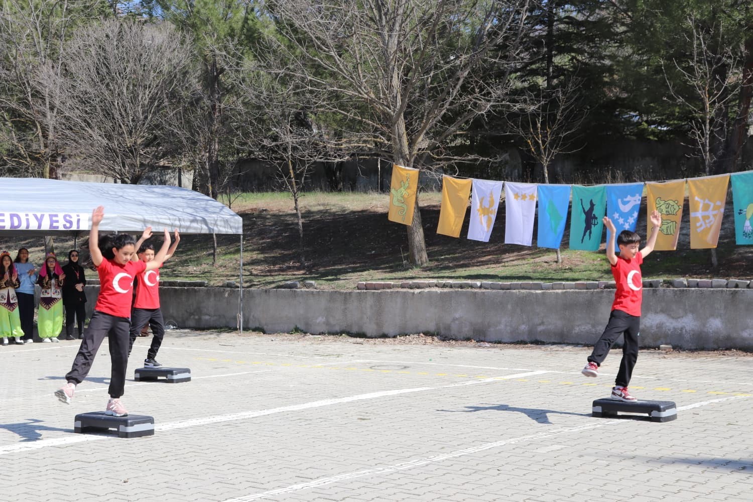 Selendi’de Nevruz coşkusu
Selendi’de Nevruz coşkusu