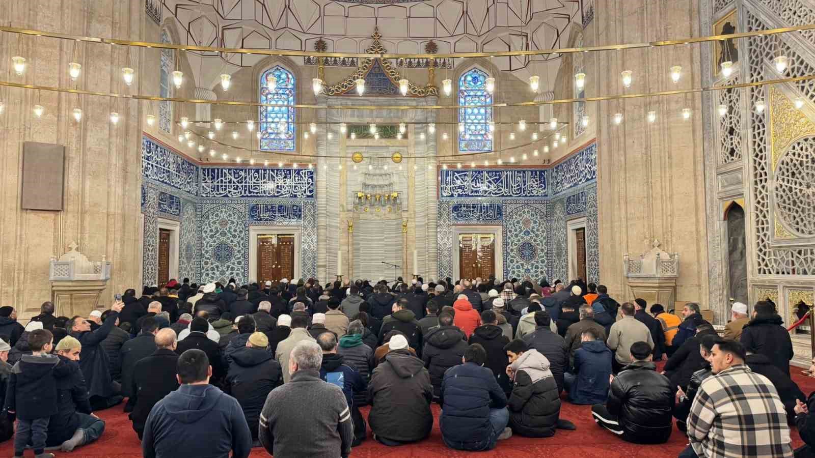 Selimiye Camii 4 yıl aradan sonra ibadete açıldı
