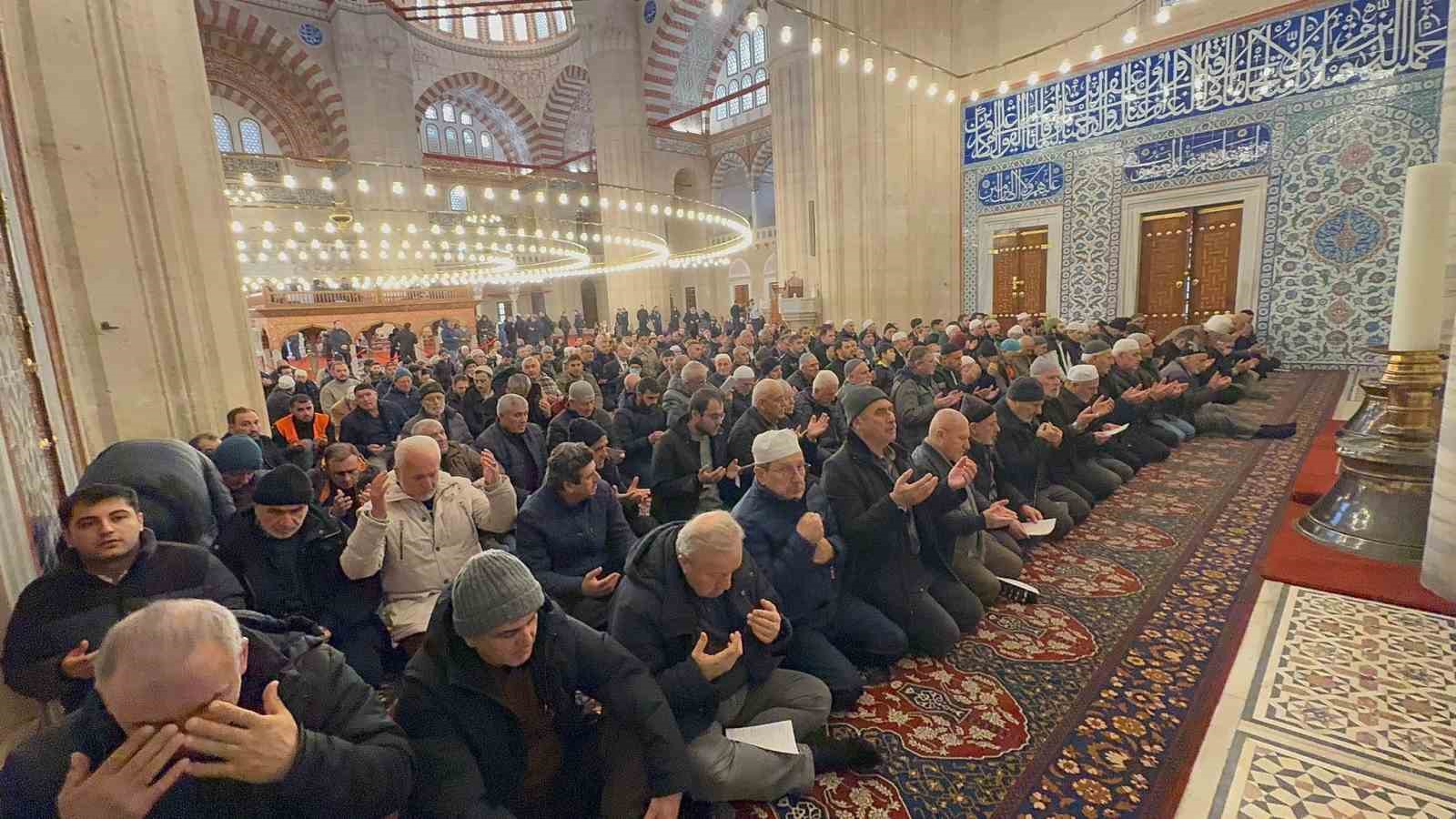 Selimiye Camii 4 yıl aradan sonra ibadete açıldı
