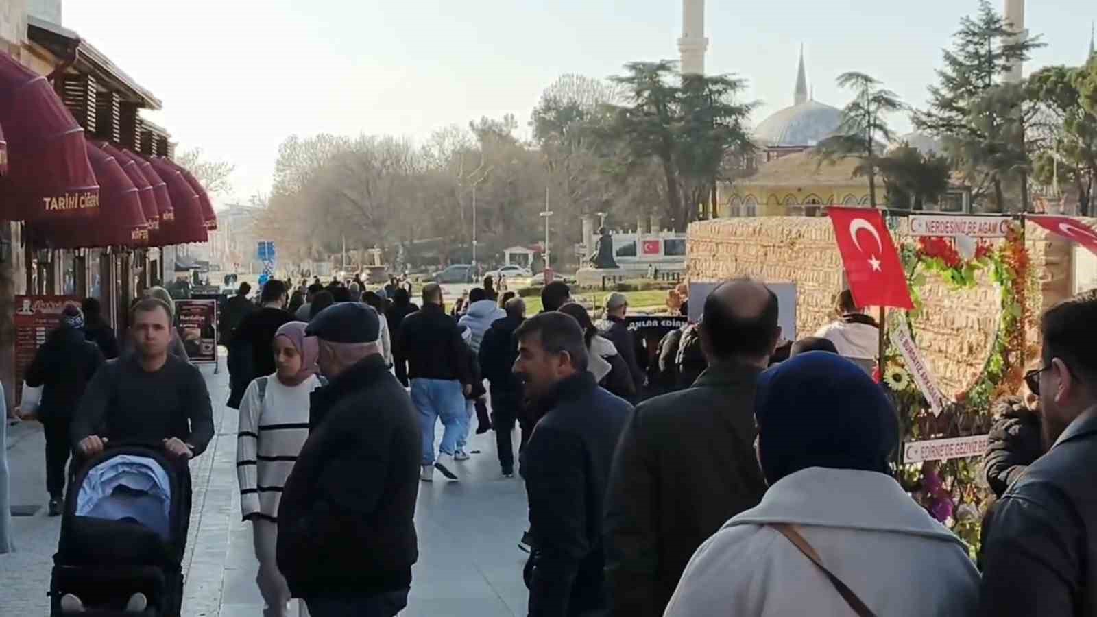 Selimiye yeniden açıldı, Edirne ziyaretçi akınına uğradı
