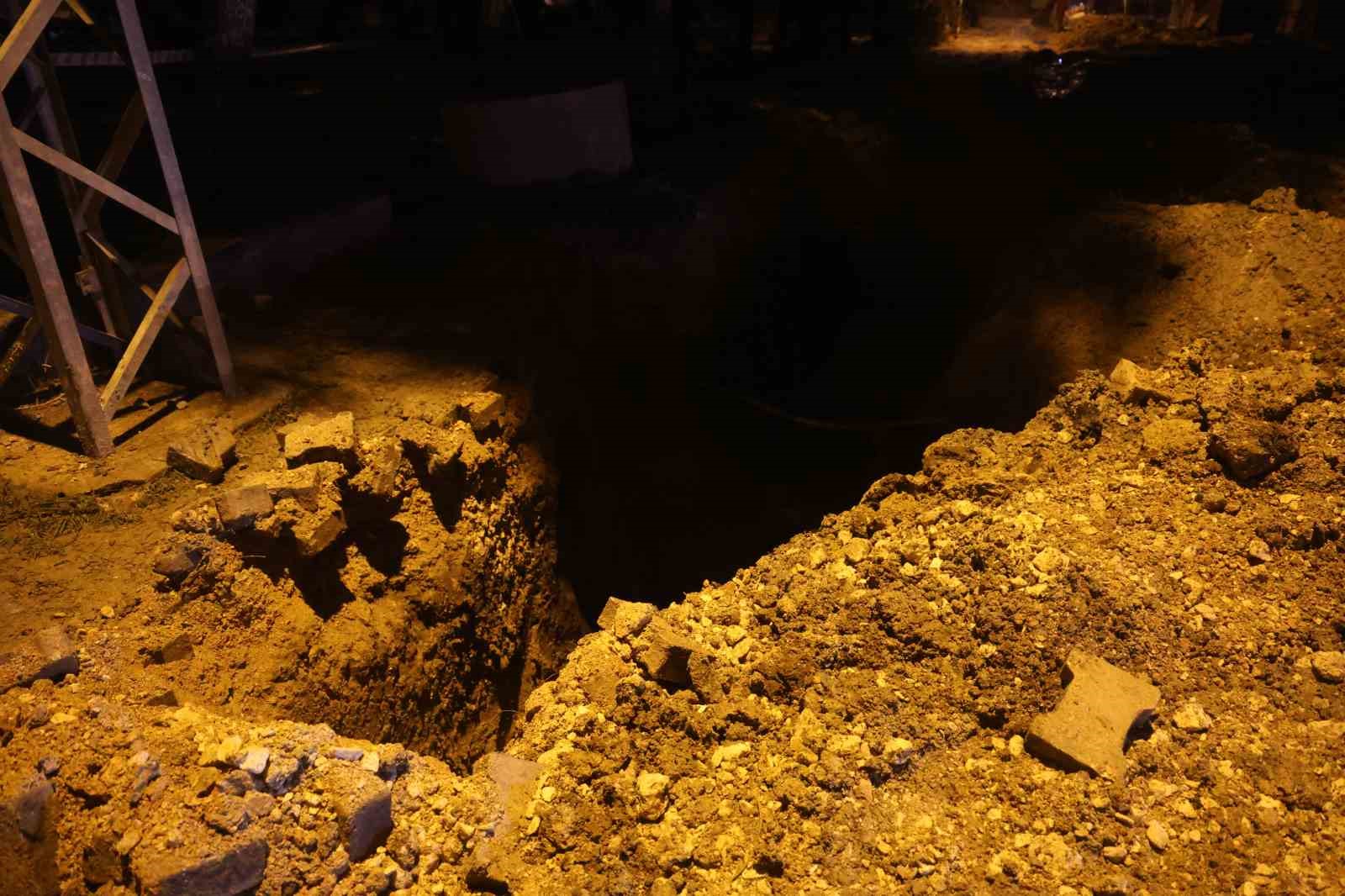 "Senin vicdanın kabul ediyor mu" sözlerine aldırış etmeden kanalizasyona beton döken firmaya rekor ceza
