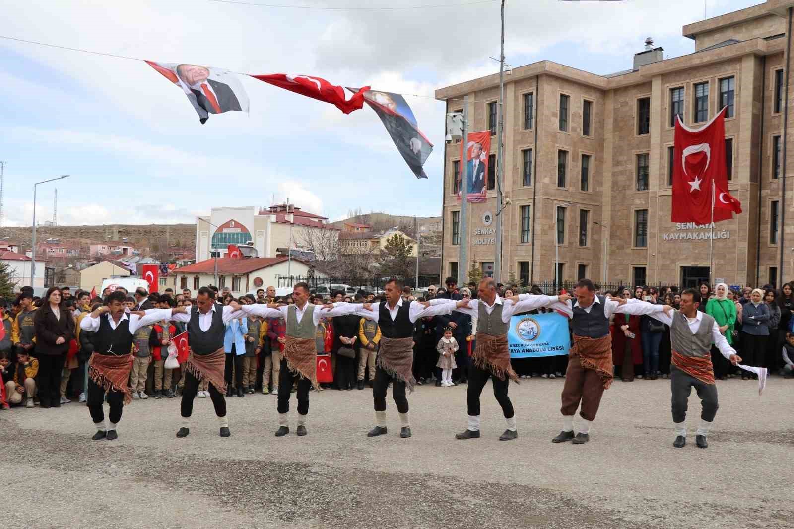 Şenkaya’da kurtuluş coşkusu
Şenkaya’da kurtuluş coşkusu
