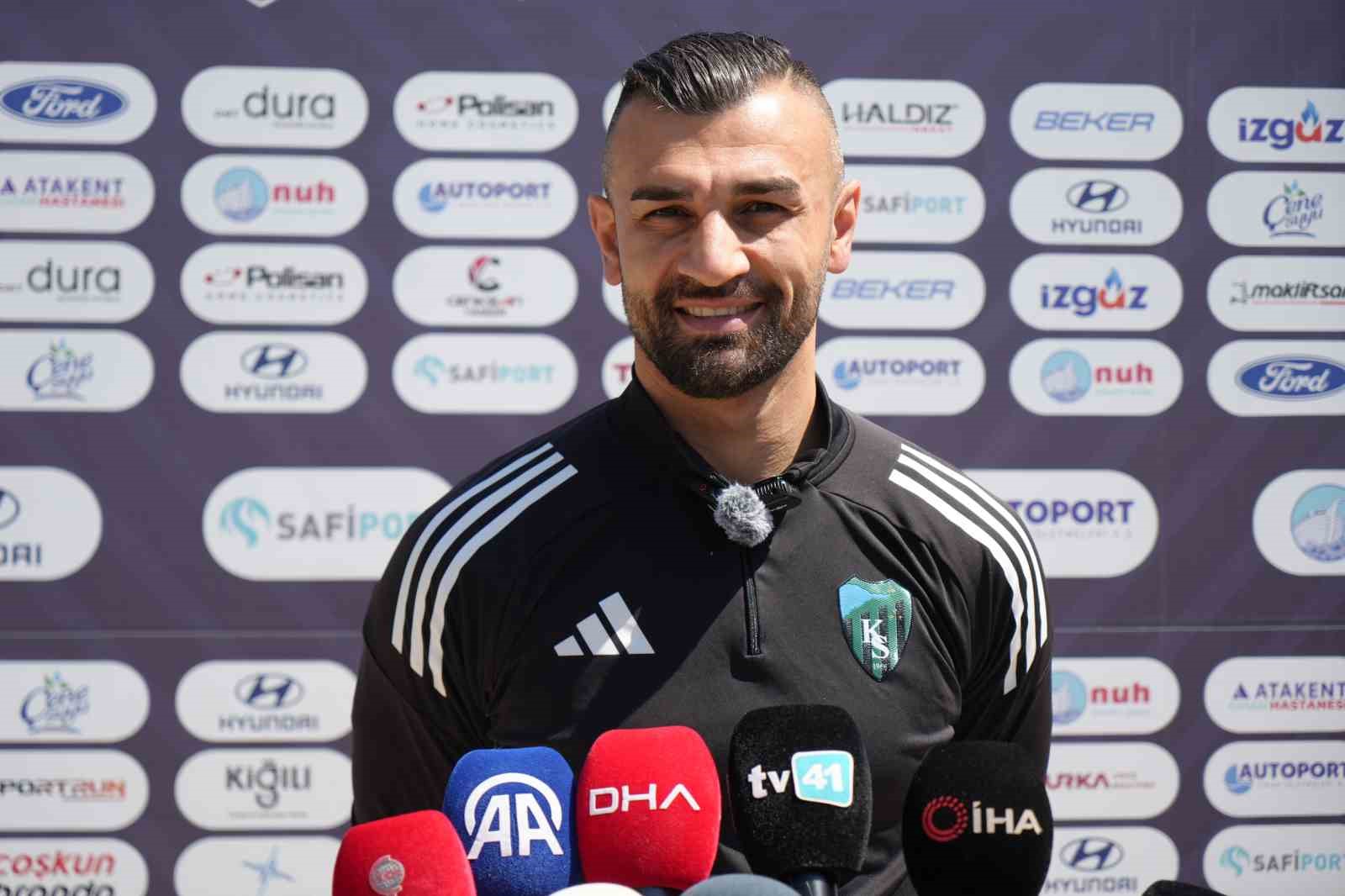 Serdar Dursun: "Yurt içinden ve yurt dışından bazı kulüpler benimle iletişime geçiyor"
