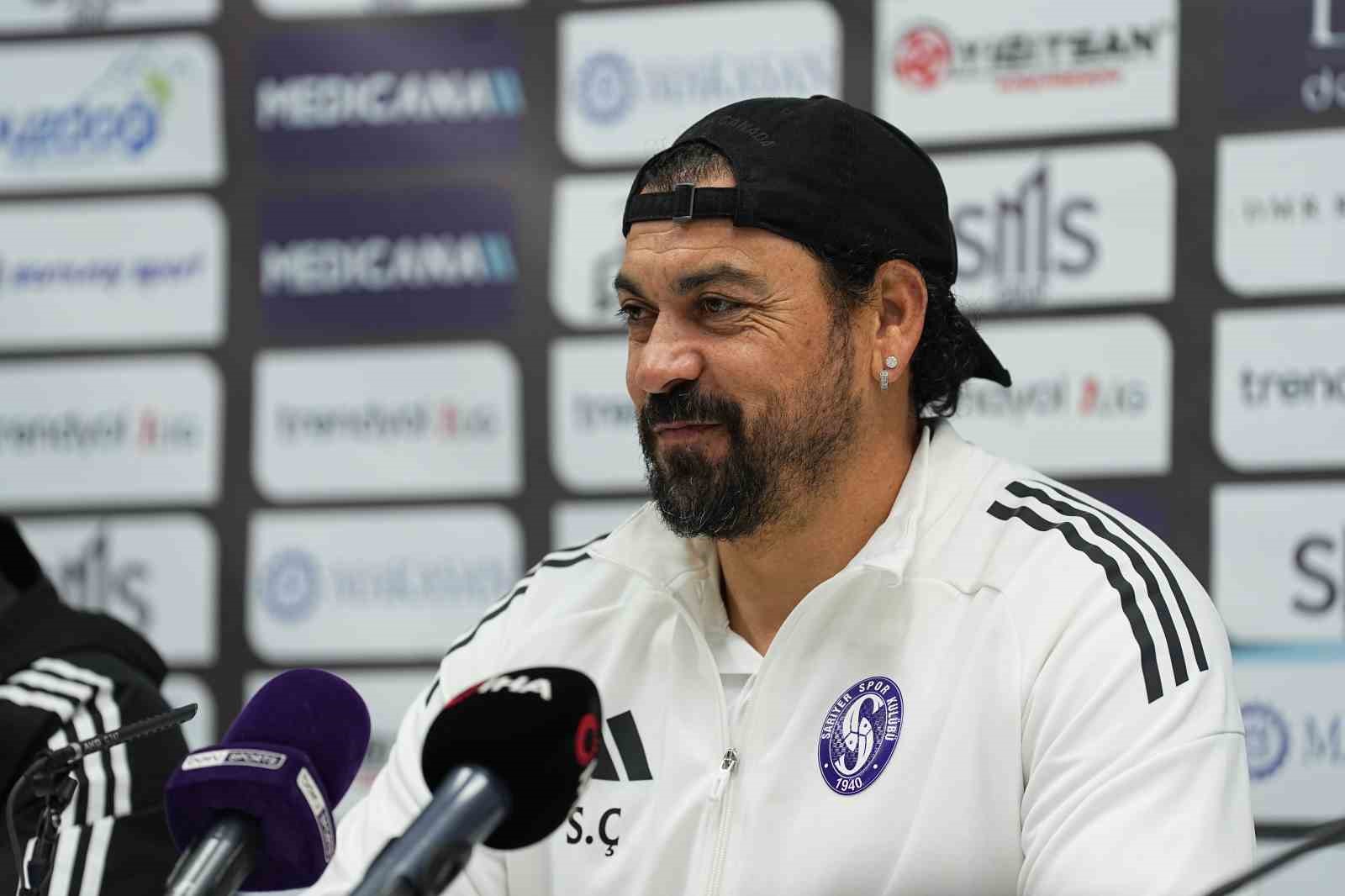 Servet Çetin: "1 kenar, 1 orta saha oyuncusunu kadromuza katarsak daha iyi takım olacağız"
