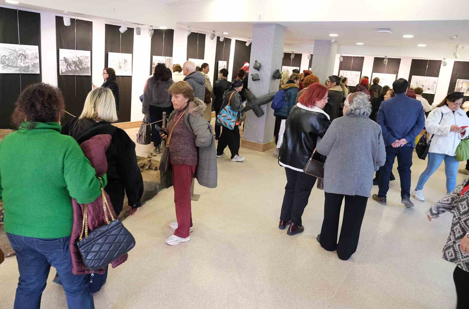 "Sessiz Çizgiler" Sergisi, Çanakkale ruhunu sanatla yaşatıyor
