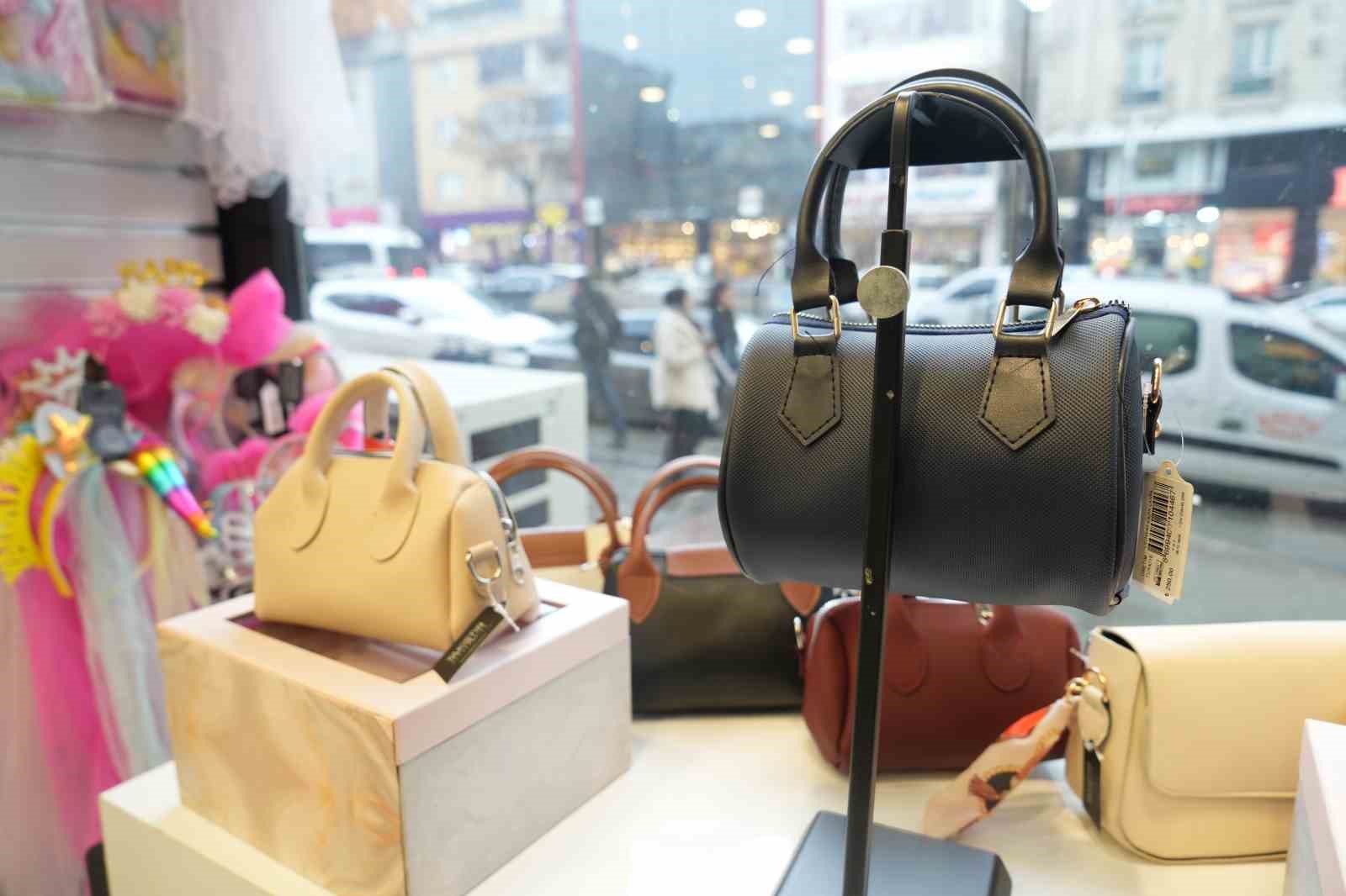 Sevgililer Günü esnafa yaradı: Satışlar 2 katına çıktı
