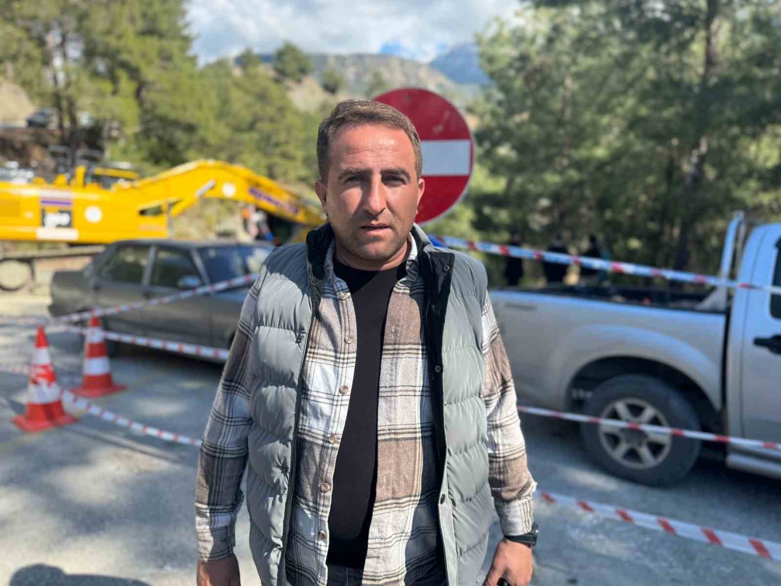 Seydikemer’de heyelan sonrası ekipler çalışmalarını sürdürüyor
