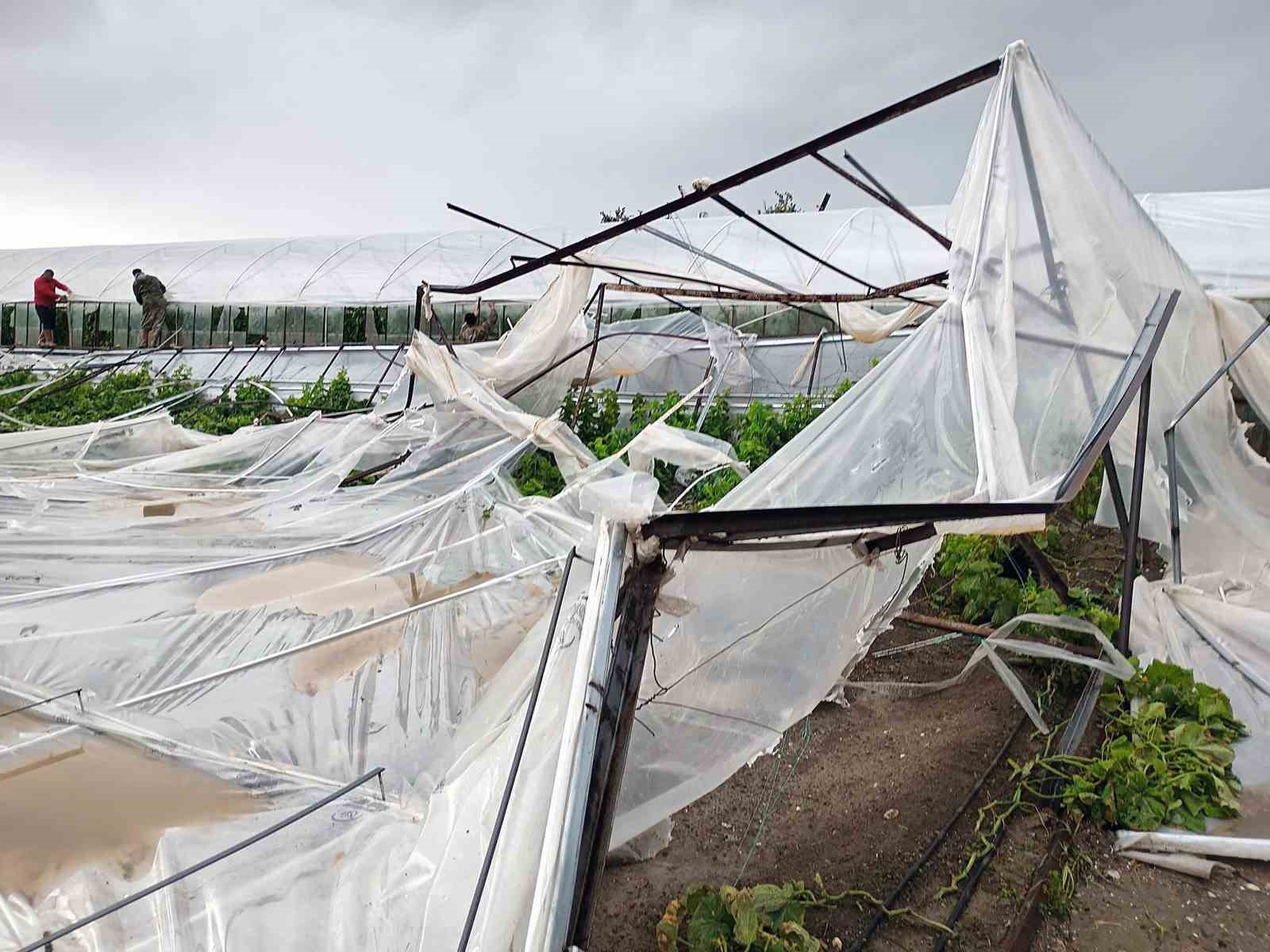 Seydikemer’de hortumun vurduğu seralarda hasar tespit çalışmaları başladı
