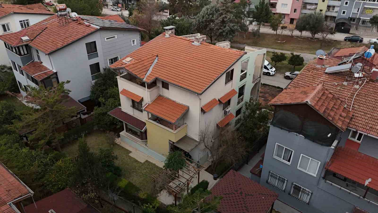 Seyhan Belediye Başkan Yardımcısı hakkında kaçak inşaat ve izinsiz tadilat başlattı iddiası
Seyhan Belediye Başkan Yardımcısı hakkında kaçak inşaat ve izinsiz tadilat başlattı iddiası