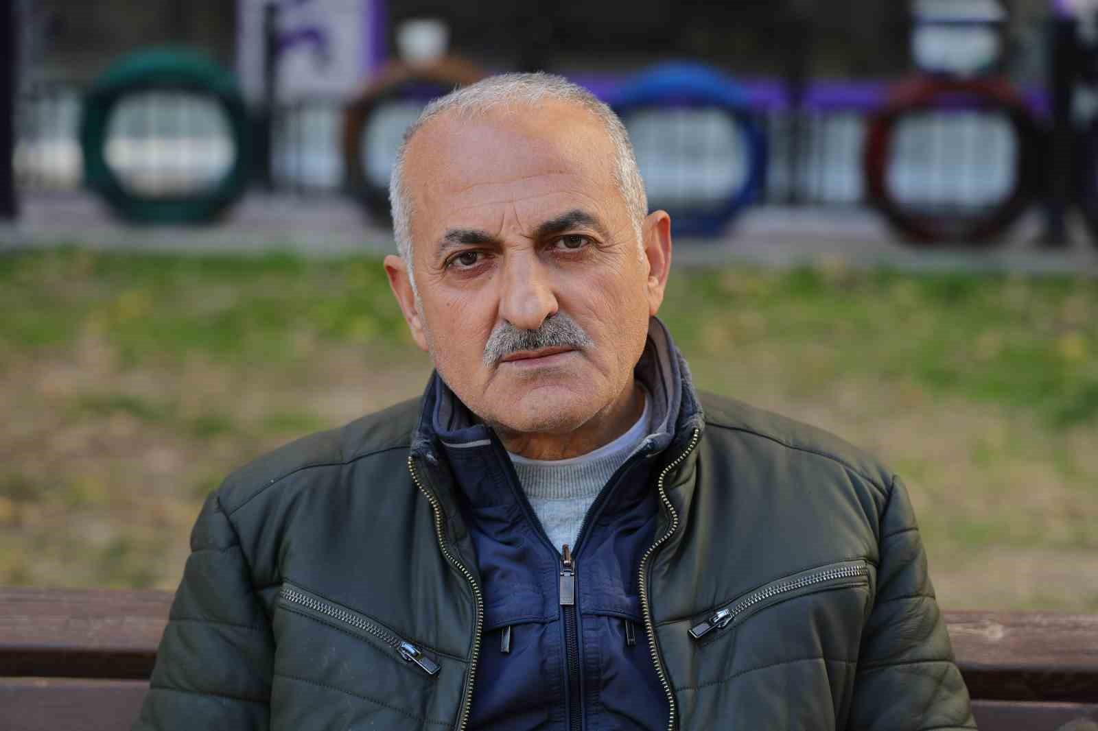 Seyyar satıcının boşanma mücadelesi
Seyyar satıcının boşanma mücadelesi
