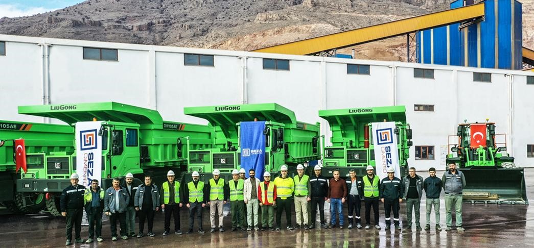 Seza Çimento, yeni elektrikli araç filosuyla çevreci vizyonunu güçlendirdi
