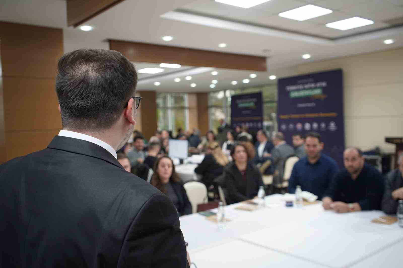 Sıfır Atık stratejileri Sakarya’da masaya yatırıldı
Sıfır Atık stratejileri Sakarya’da masaya yatırıldı