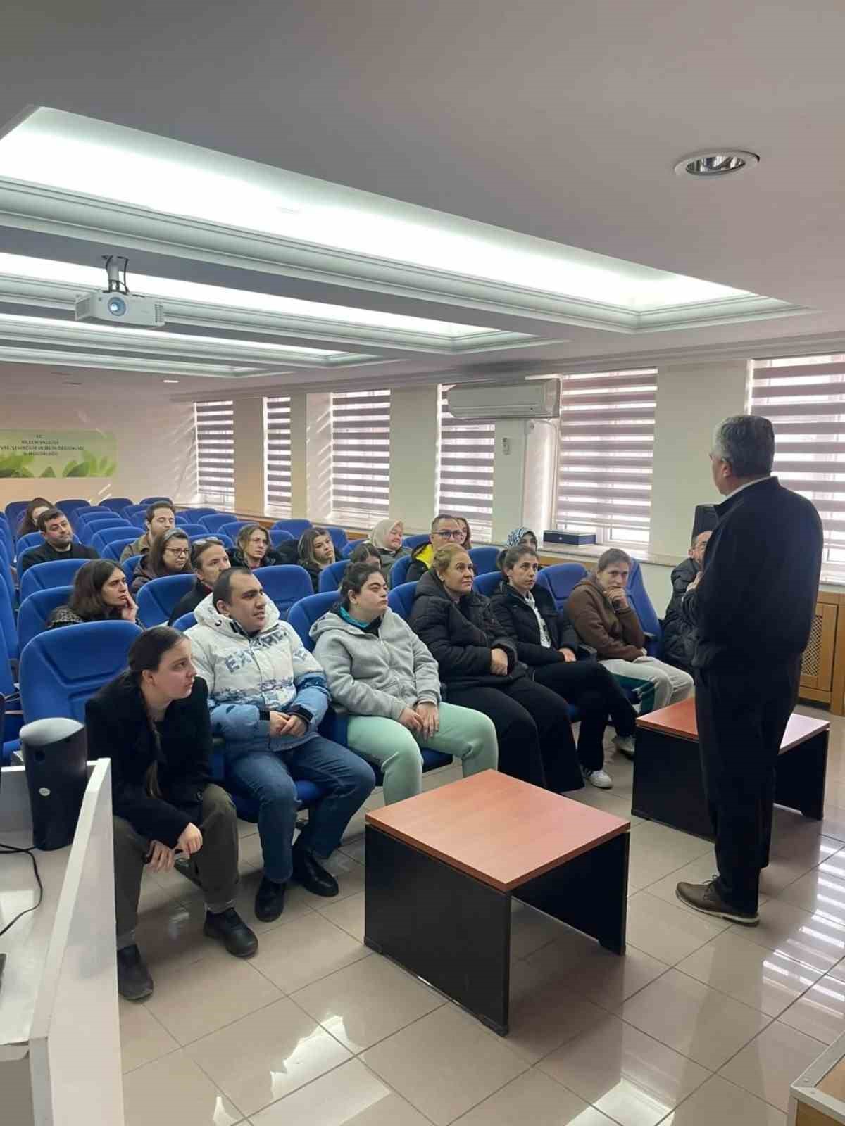 ‘Sıfır Atık, Temiz Çevre, Güçlü Yarınlar’ eğitimi verildi
